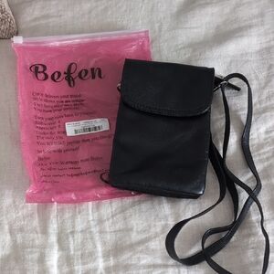 Befen Black Leather Crossbody Purse
